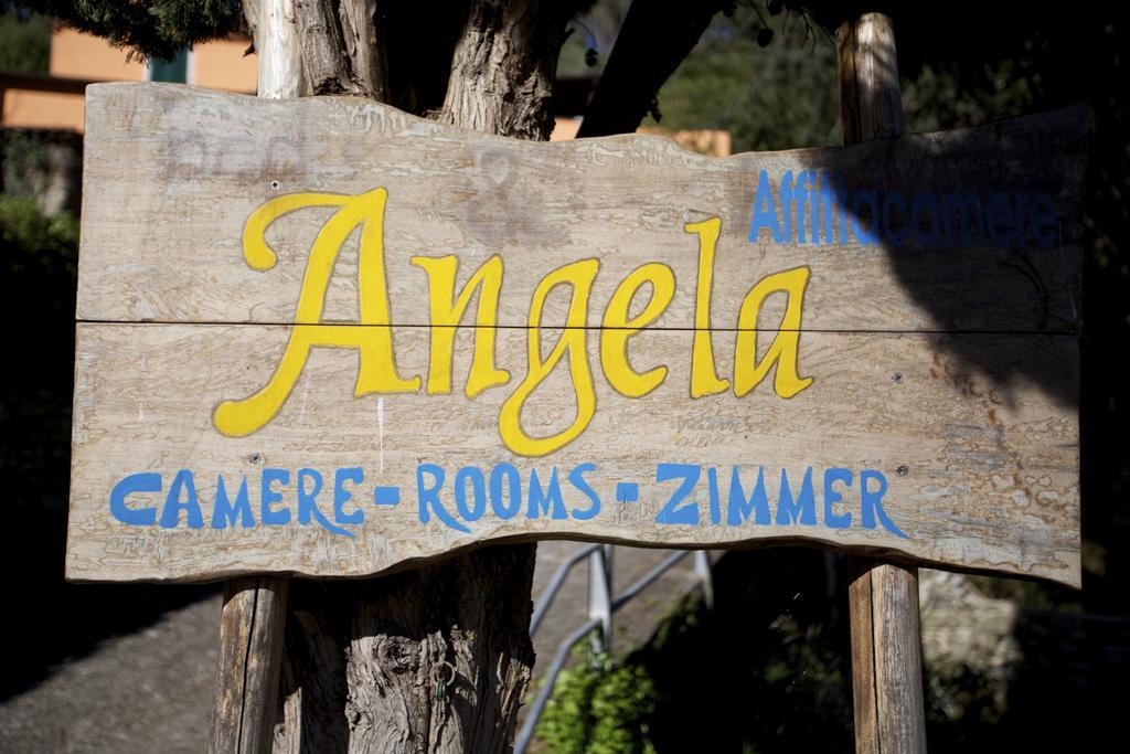 Affittacamere Angela Леванто Екстериор снимка